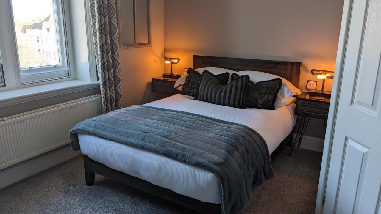 Oaklands Guest House Weymouth Buitenkant foto
